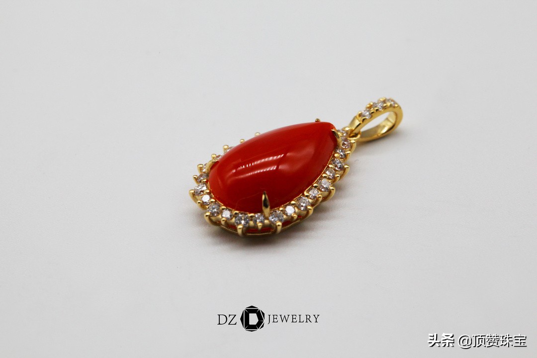 一如岁月,蓝色圆形18k金镶钻玛瑙吊坠