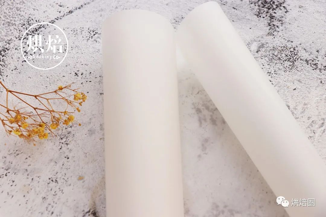 烘焙新手小白要买些什么工具,新手小白在哪里学做烘焙比较合适