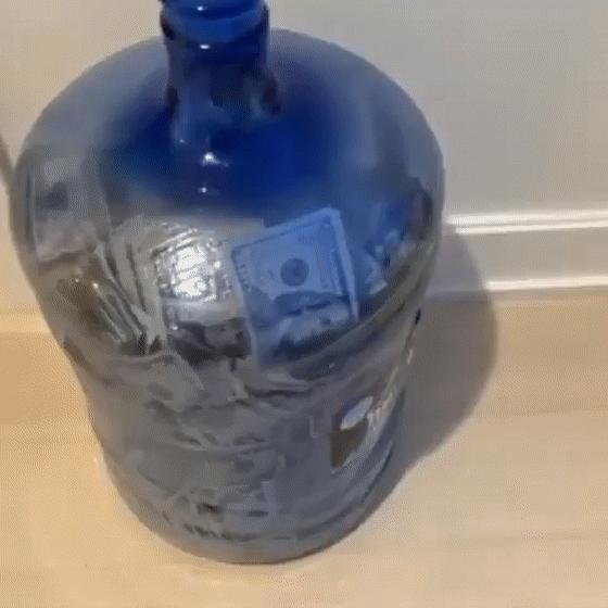 富二代发朋友圈的视频,富二代故意发朋友圈