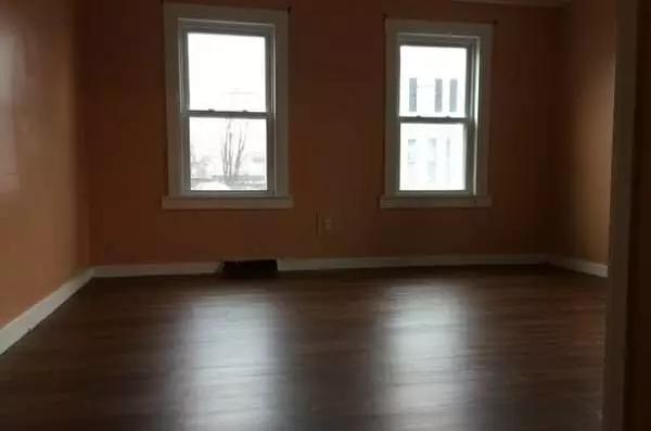 1000万美元在美国买房子,美国1000美元能租到什么样的房子