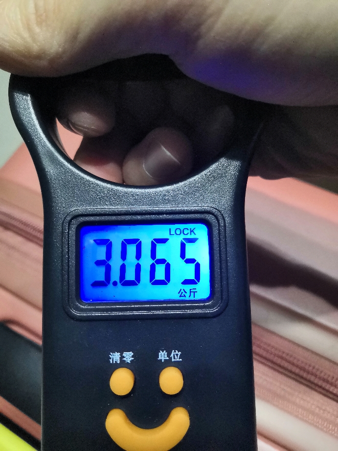 拉杆箱品牌价格新秀丽拉杆箱,新秀丽旅行箱拉杆箱十大品牌