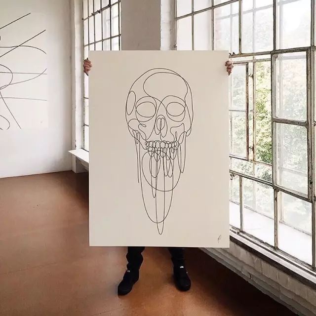 画logo有几种画法,一笔就能画出来logo