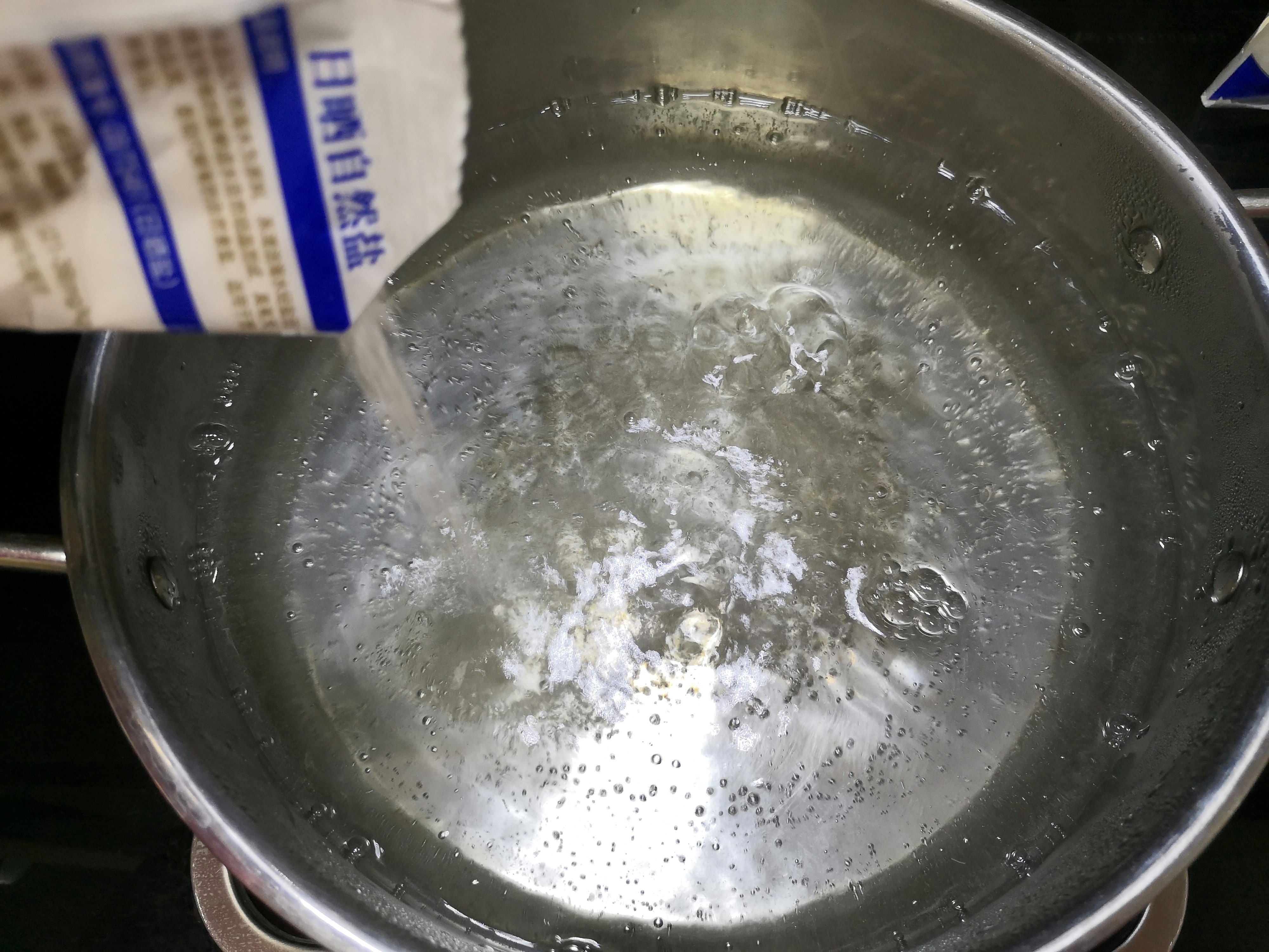 用什么方法腌鹅蛋最好吃,腌鹅蛋怎么腌得又快又好吃