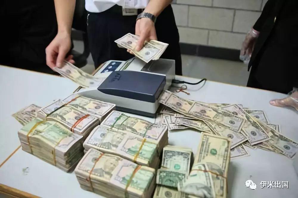 外国来中国带大量现金违法吗,外国人出境最多可以带多少现金