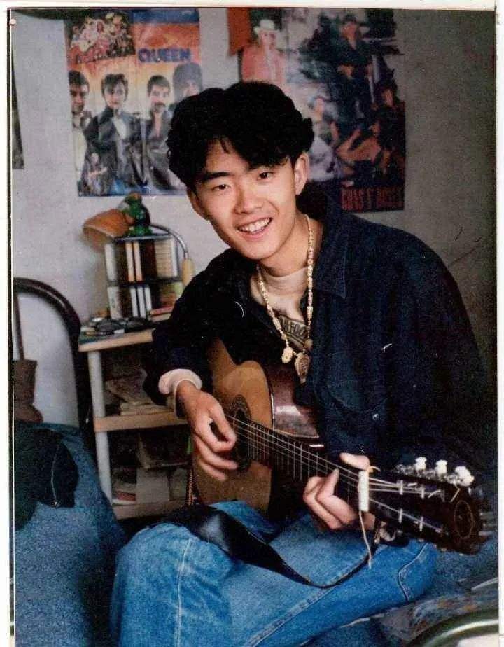 彭磊新裤子乐队为什么火,彭磊新裤子乐队感人瞬间