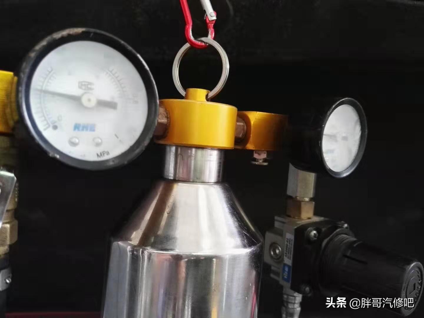 燃油过稀故障码,面包车混合气过稀发动机亮黄灯