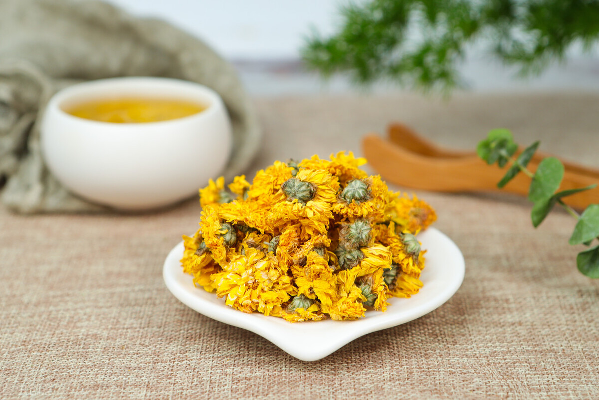 红枣枸杞泡水喝最佳配方,中药红枣枸杞的功效与作用