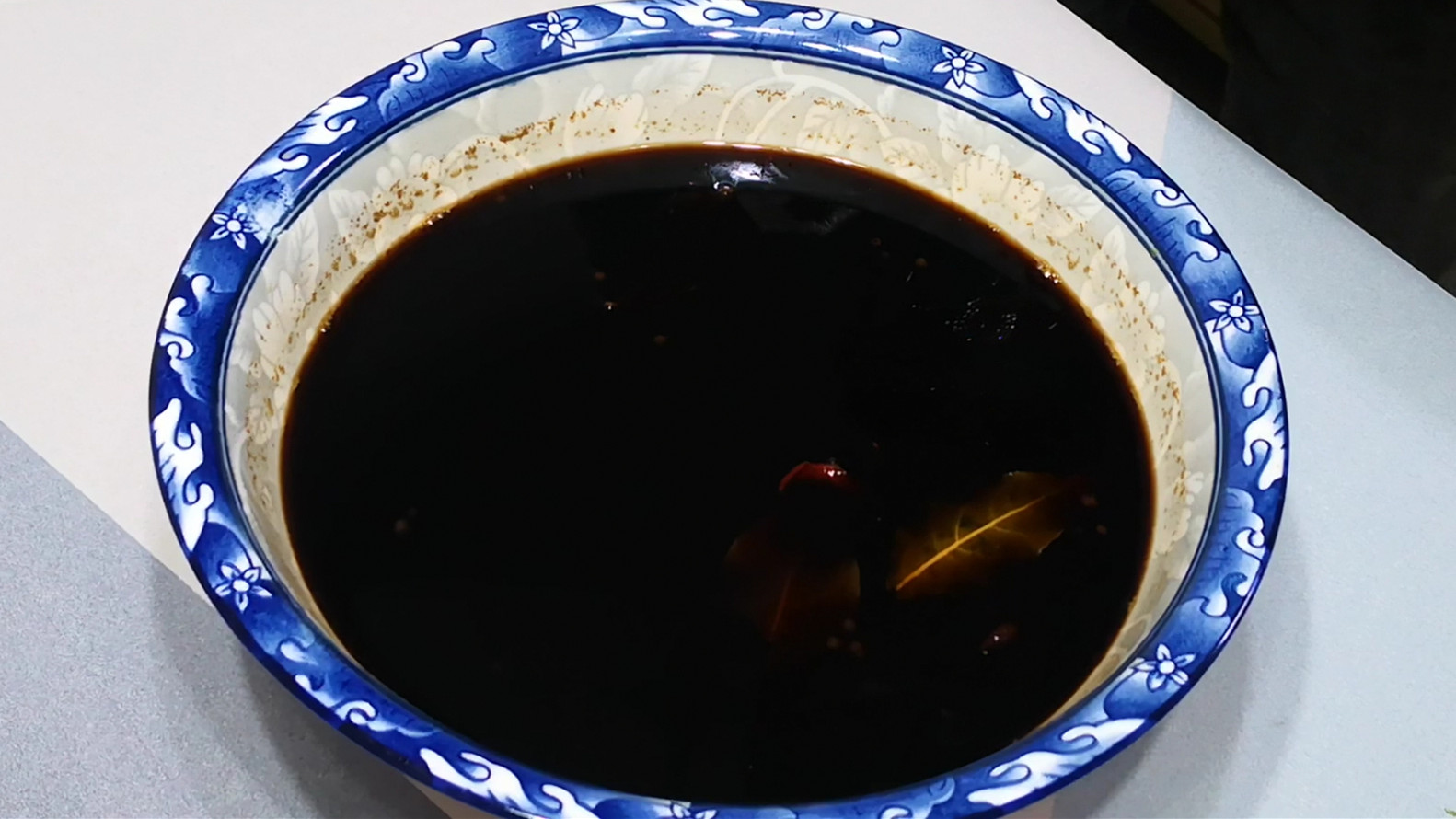 腌蒜苔只放盐的最简单又好吃做法,腌蒜苔只放盐做法