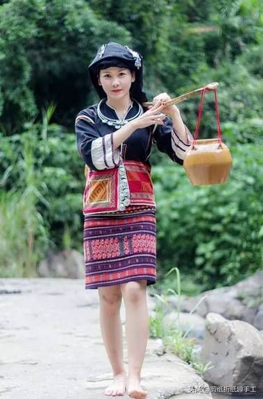 黎族传统纺织染绣技艺,黎族织锦指什么