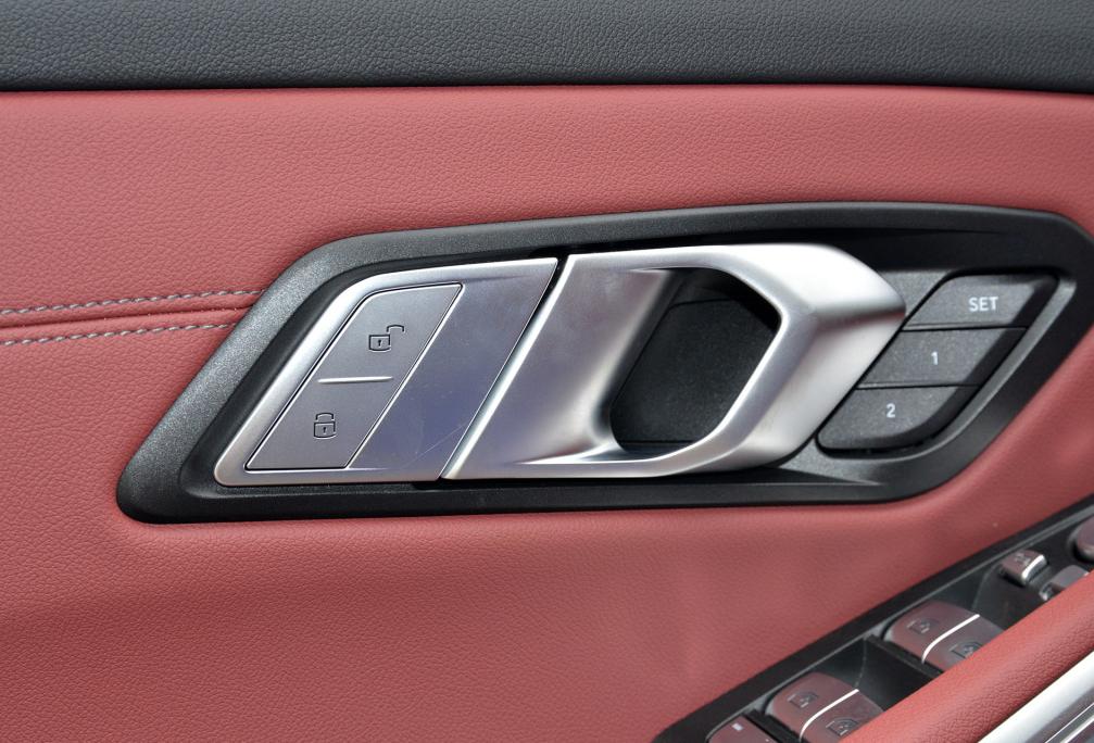 2021款宝马3系320和325什么区别,宝马3系评测视频2021款325li