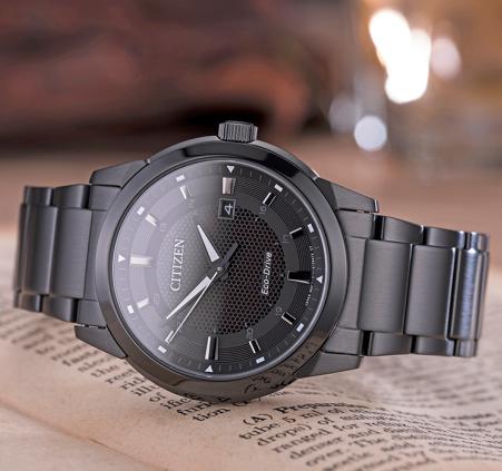 西铁城有光就有能量,西铁城光动能手表充满电才能跑吗