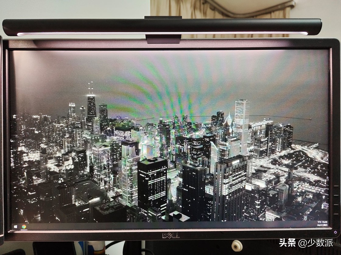 这也许是设备最多的桌面？我的「实用主义器材派」桌面分享