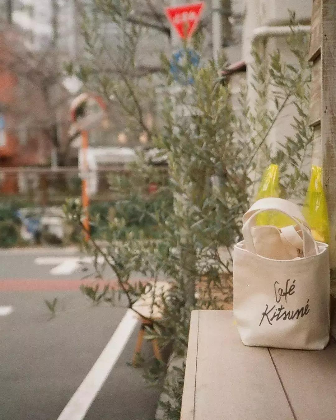 29岁女孩独居图片,29岁独居女孩的视频