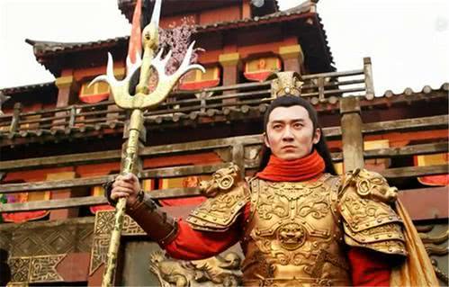 隋唐演义中的宇文成都有多强,隋唐演义里的宇文成都人物性格