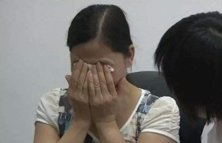 “妈妈,同桌总是摸我”,妈妈机智的做法,值得家长学习