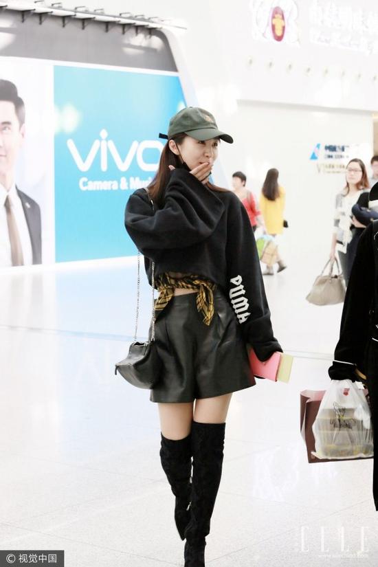 格子衬衫怎么样的显瘦,格子衬衫很显老怎么穿