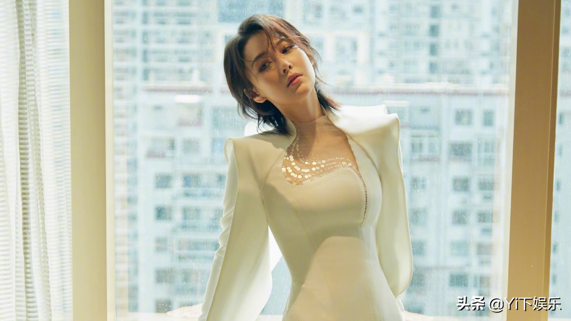 衣服沾上吃饭的油渍怎么去掉,衣服弄到食用油渍怎么去除