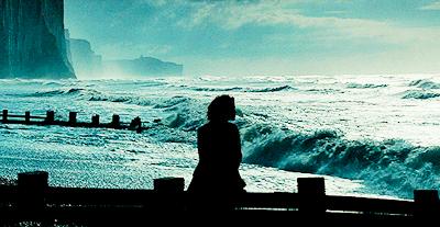 会修飞机的绝代超模，自己开公司，为何最终在小餐馆度过余生？