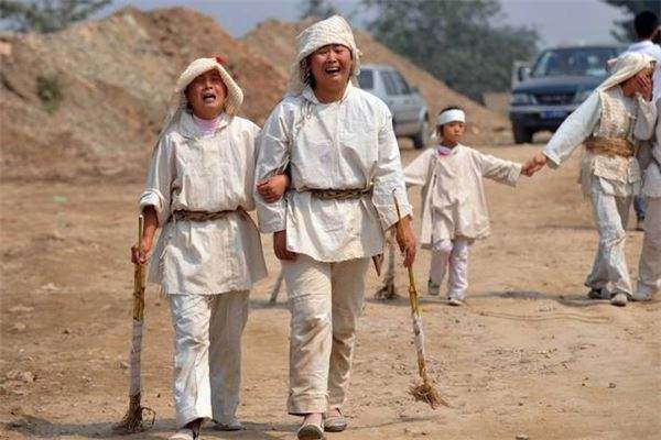 丧事和葬礼的区别,丧事七大风俗是什么