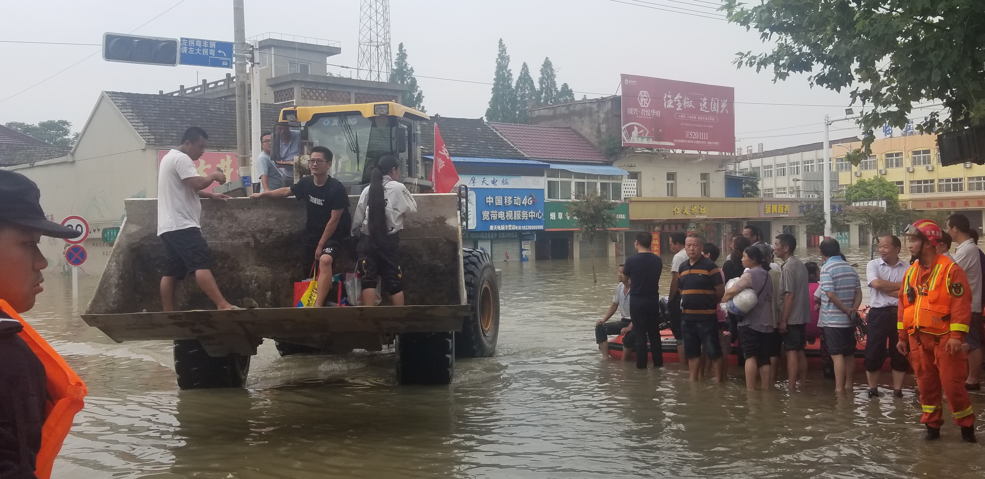 安徽为了抗洪做出了多大贡献,全国各地驰援安徽抗洪救灾
