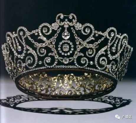 英国女王戴过的皇冠是什么牌子,皇冠有多优雅
