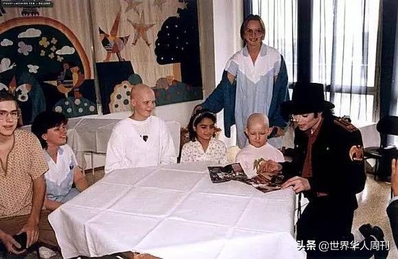 30多年前迈克尔杰克逊来中国,迈克尔杰克逊第一次去中国农村