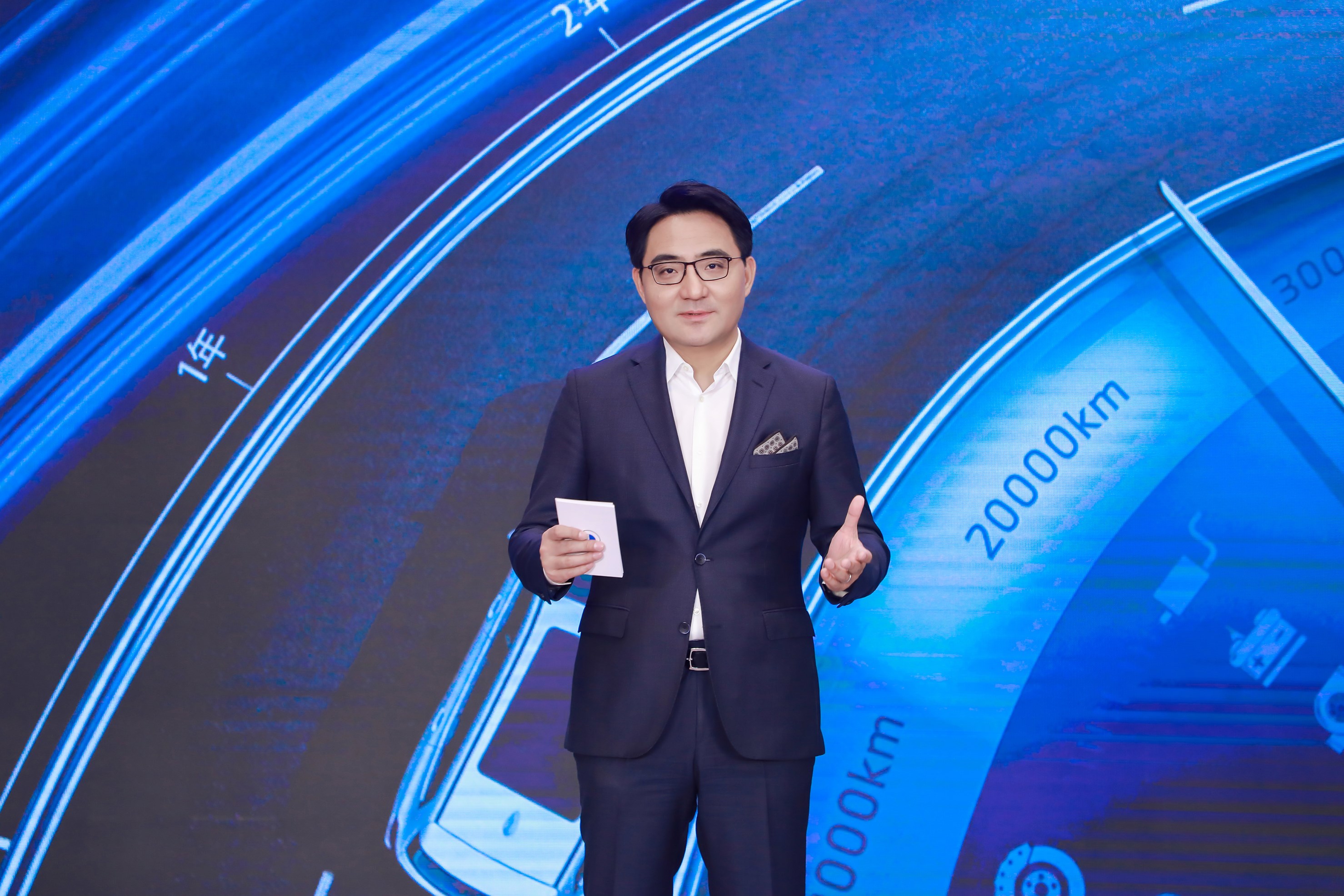 宝马4s店客户关怀服务,以客户为中心bmw售后美好生活攻略