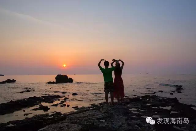火山岛黑色沙滩,火山海岸地貌特征