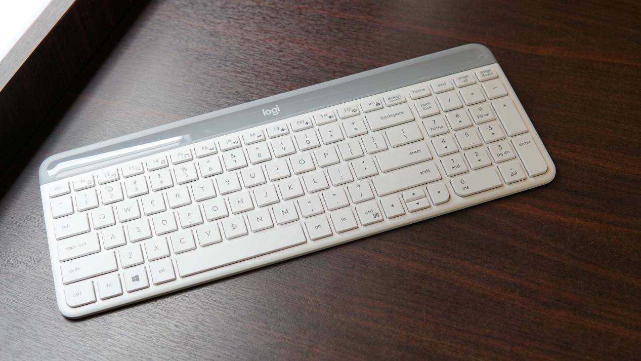罗技MK470键鼠套装评测:轻松搭建无线办公环境,轻薄静音好体验