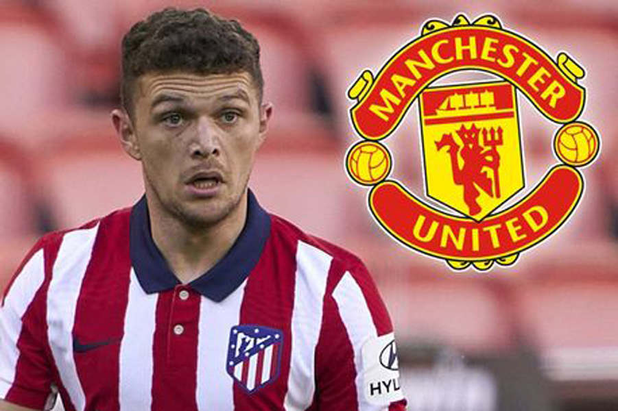 足坛一夜四消息：曼联传奇狂吹C罗，欧足联认怂，皇马拉莫斯分手