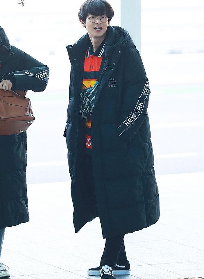 朴灿烈穿万斯,朴灿烈厚衣服