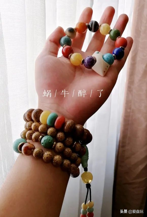 男青年戴什么手串比较合适,夏天到了男人戴这种手串才叫霸气
