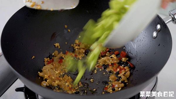 简单省事开胃下饭越吃越过瘾,简单三步搞定怎么吃都不腻