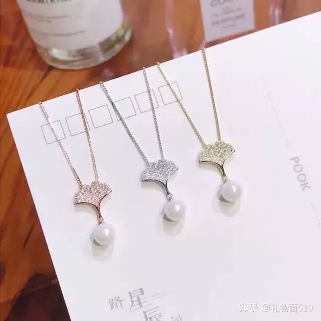 小孩子闺蜜过生日该送什么礼物呢,闺蜜过生日该给她做个什么礼物呢