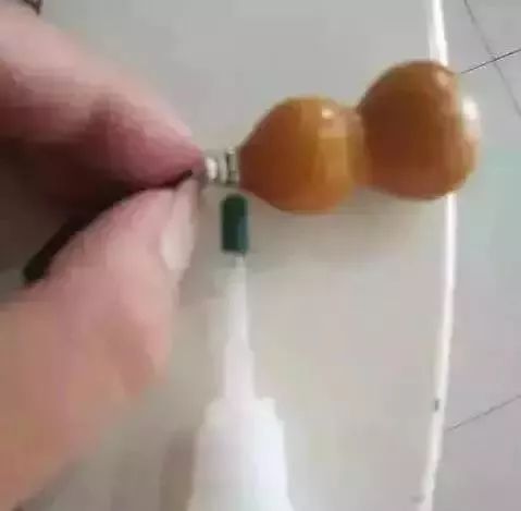 文玩葫芦龙头生虫怎么办,文玩葫芦如何避免损坏龙头