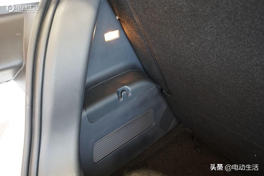 零跑t03非凡的驾驶体验,买了零跑t03以后需要买哪些东西