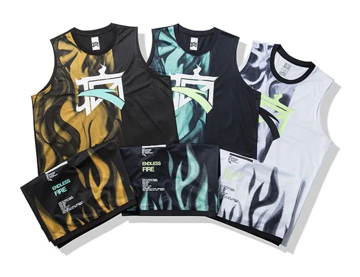 安踏新十年战略下的创造共生价值,安踏要疯5狂潮3传承开箱