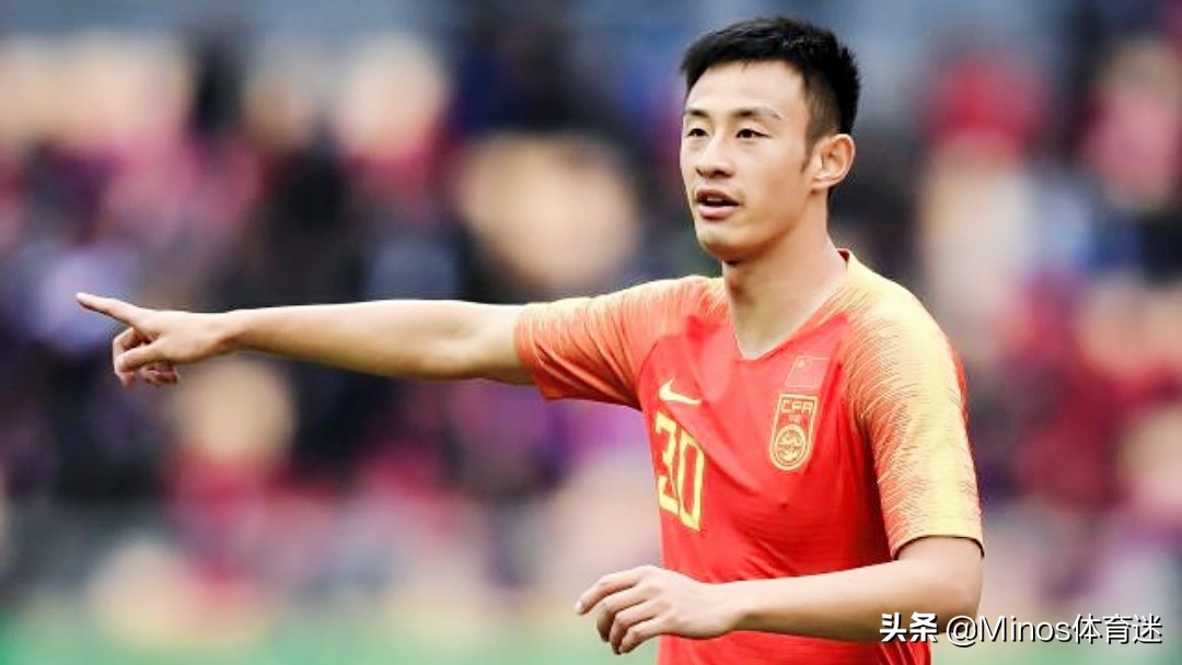 国足张稀哲训练视频,严鼎皓比张稀哲厉害