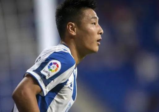 武磊最帅进球,武磊2球1助独领风骚