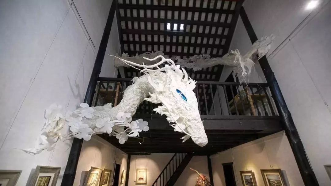 用一张纸折出来的少女教程,简单的一张纸折出让你想不到东西