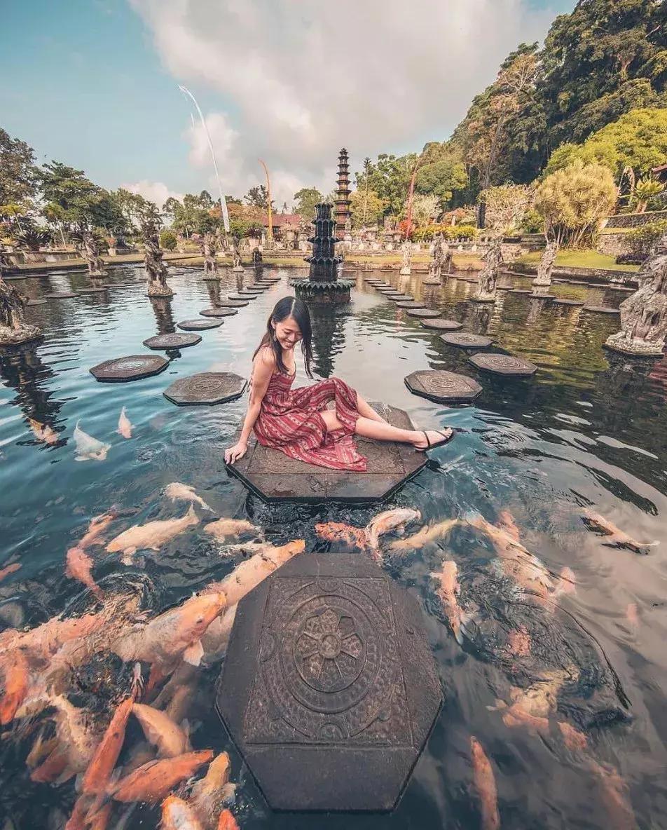 别给财务小姐姐看，这样订房会有小惊喜