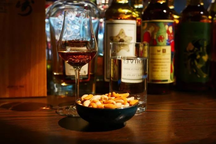 谁说济南没有夜生活细数济南这些高颜值酒吧！这就是我认识的济南