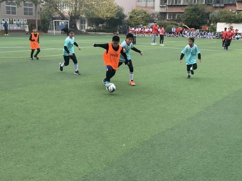 小学足球文化节开幕式,开封县街小学足球赛2024年