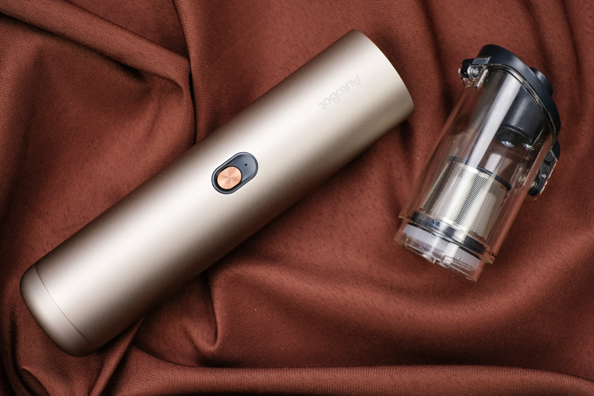 迷你小身材,迷你轻携无线吸尘器