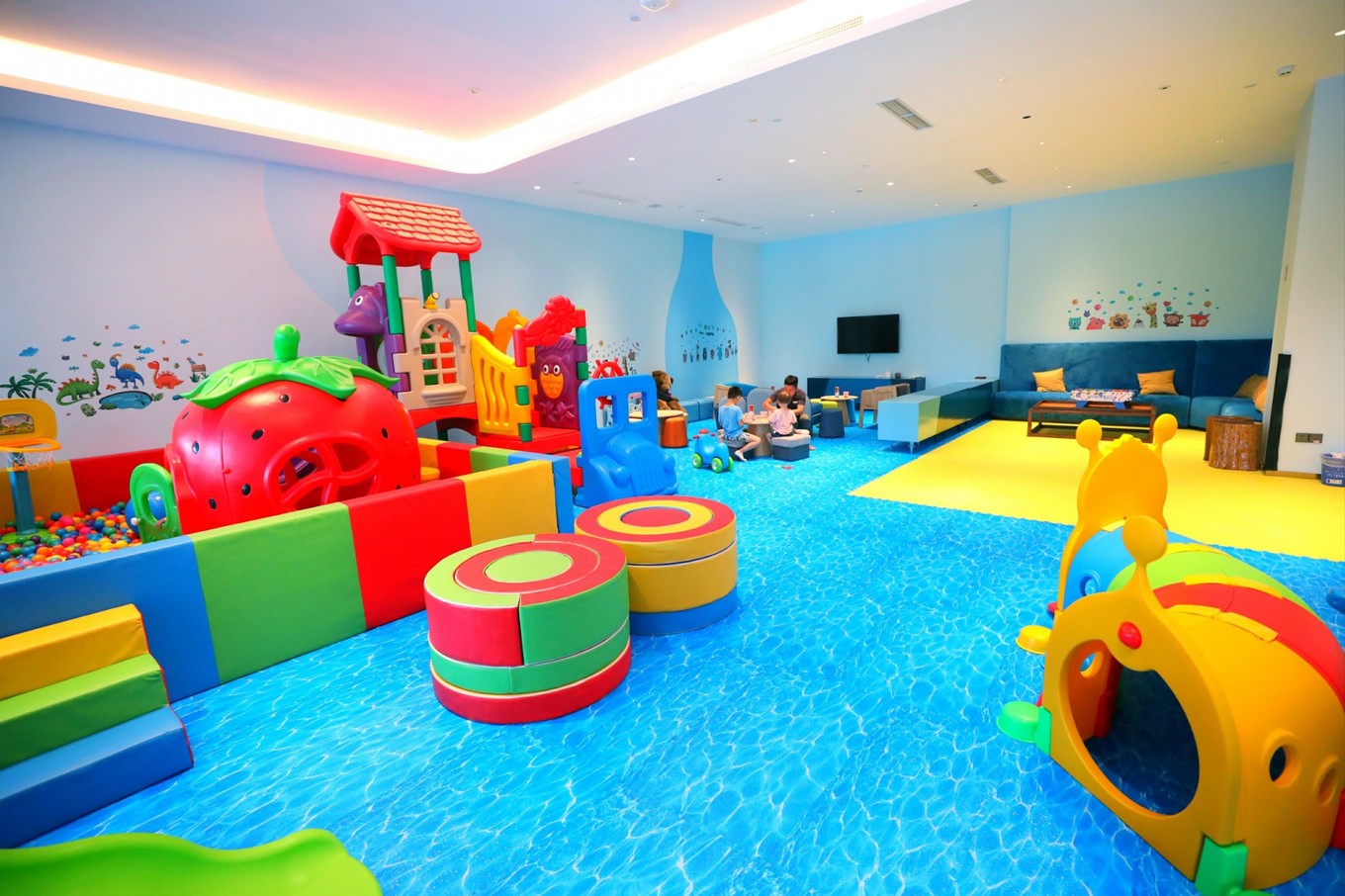 三亚自由行5天4晚亲子游攻略,寒假三亚5天4晚3人亲子游团购