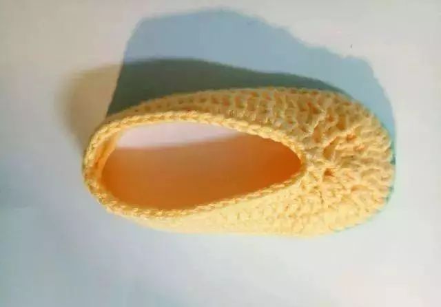 0-6个月宝宝鞋钩针教程图解,一款超可爱的宝宝鞋