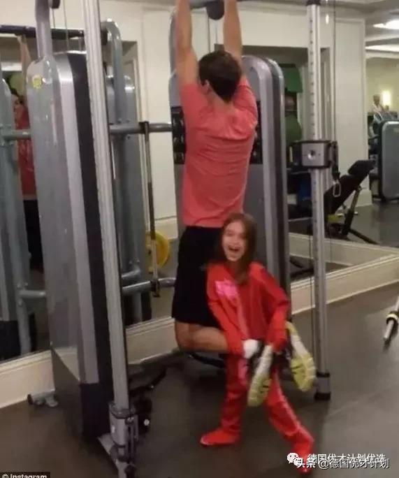 疫情之下，这个最靠谱的美国女婿为何被喷