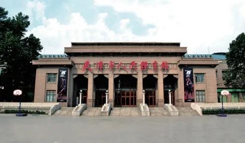 天津新华路体育场开放时间,天津河东体育场免费对外开放吗