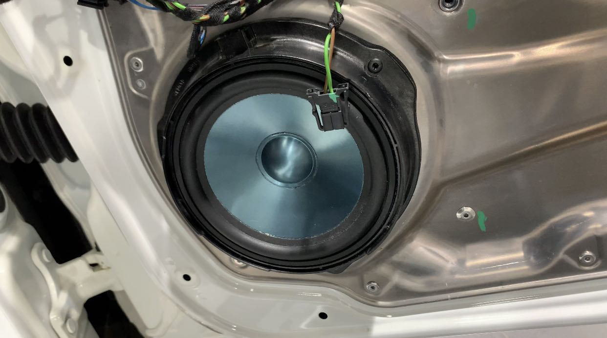 奔驰glk300音响改柏林之声多少钱,奔驰glk300改哈曼卡顿