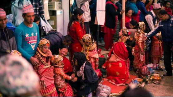 尼泊尔一妻多夫制度有多尴尬,尼泊尔独特一妻多夫制度